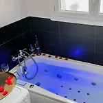 Golden Blue Jacuzzi *